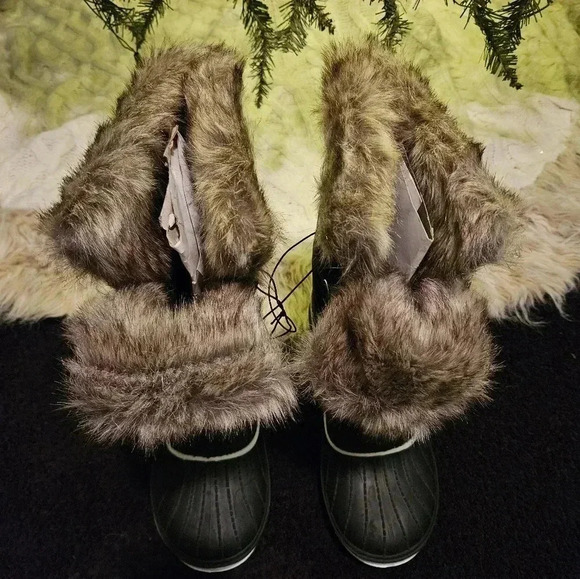 Brown with fur lace up women's boots size 7 - Picture 8 of 10